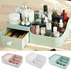 Lo2ta No. 4 : Julie Makeup Organizer