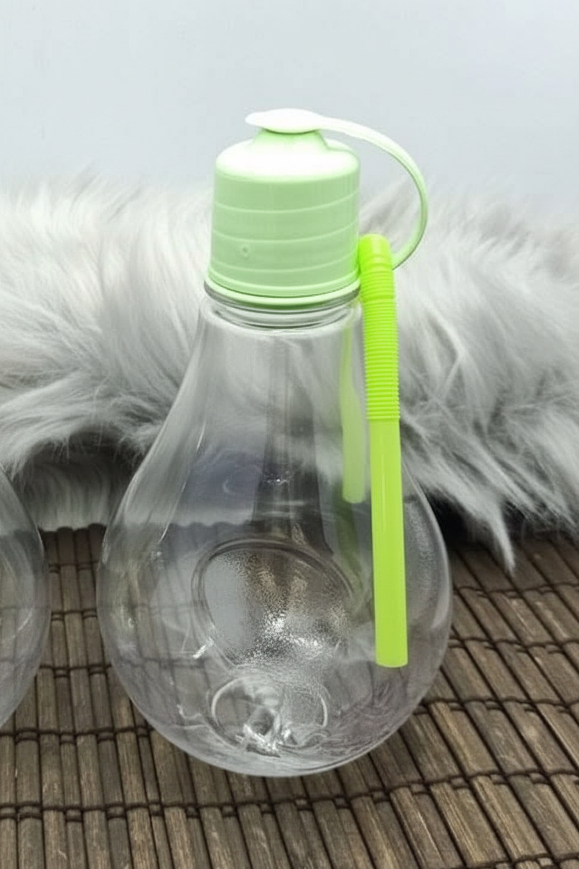 Lo2ta No. 1 : Lamp-Shaped Kids Water Bottle